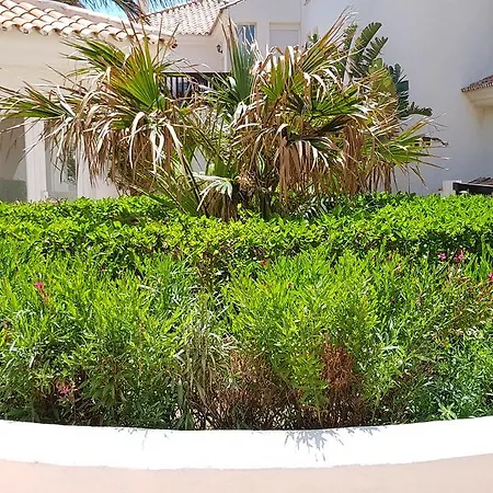 아파트 Exquisite Calahonda Beach Studio!