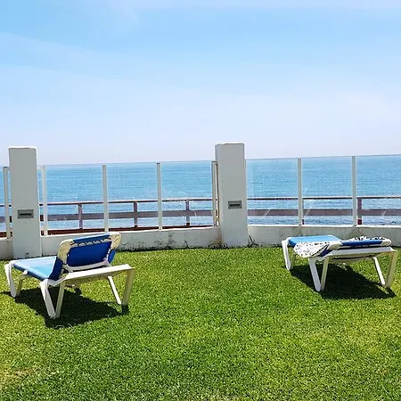 Exquisite Calahonda Beach Studio! 미하스