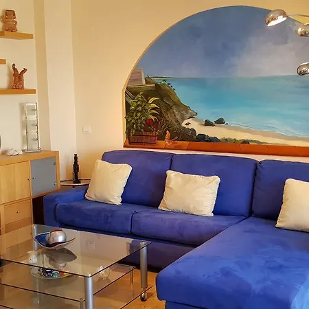 Exquisite Calahonda Beach Studio! Apartment Mijas